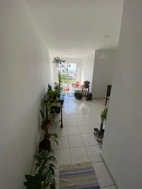 Alugar Apartamento / Padrão em Aracaju. apenas R$ 255.000,00